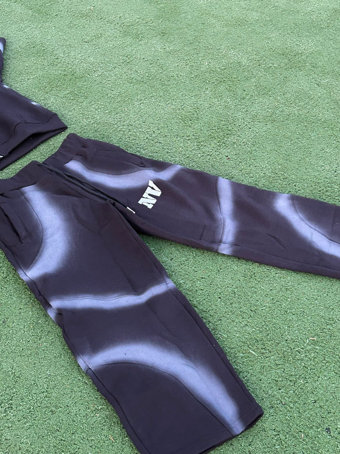 NV AURA JOGGEDRESS