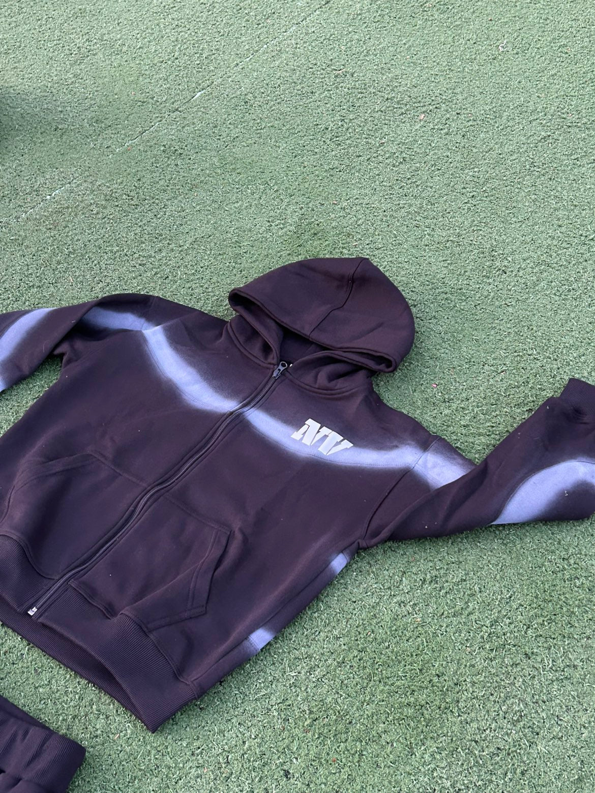 NV AURA JOGGEDRESS